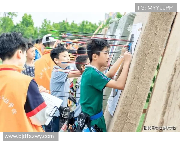 成都街舞队在世界攀岩锦标赛中的精彩表现与比赛经验分析